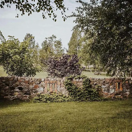 Pod Gwiazdami Farmház Piaski